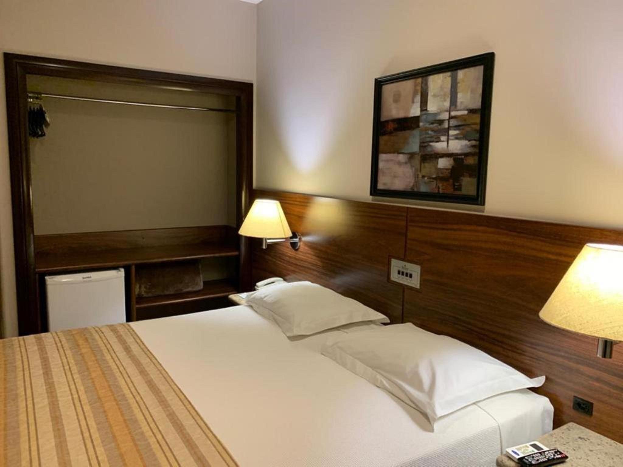 Bourbon Business Hotel 4*