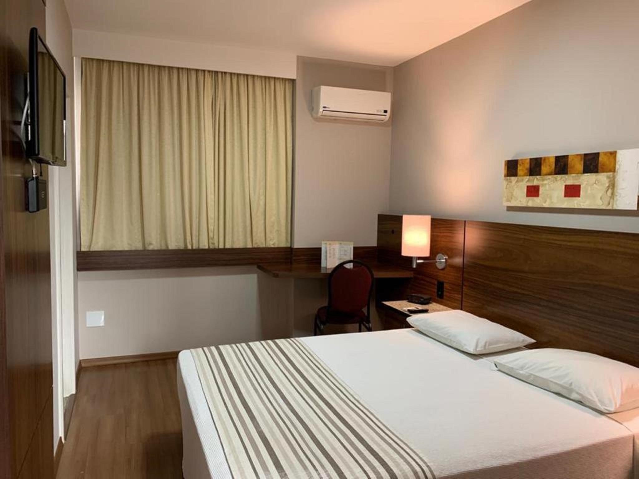 Bourbon Business Hotel 4*