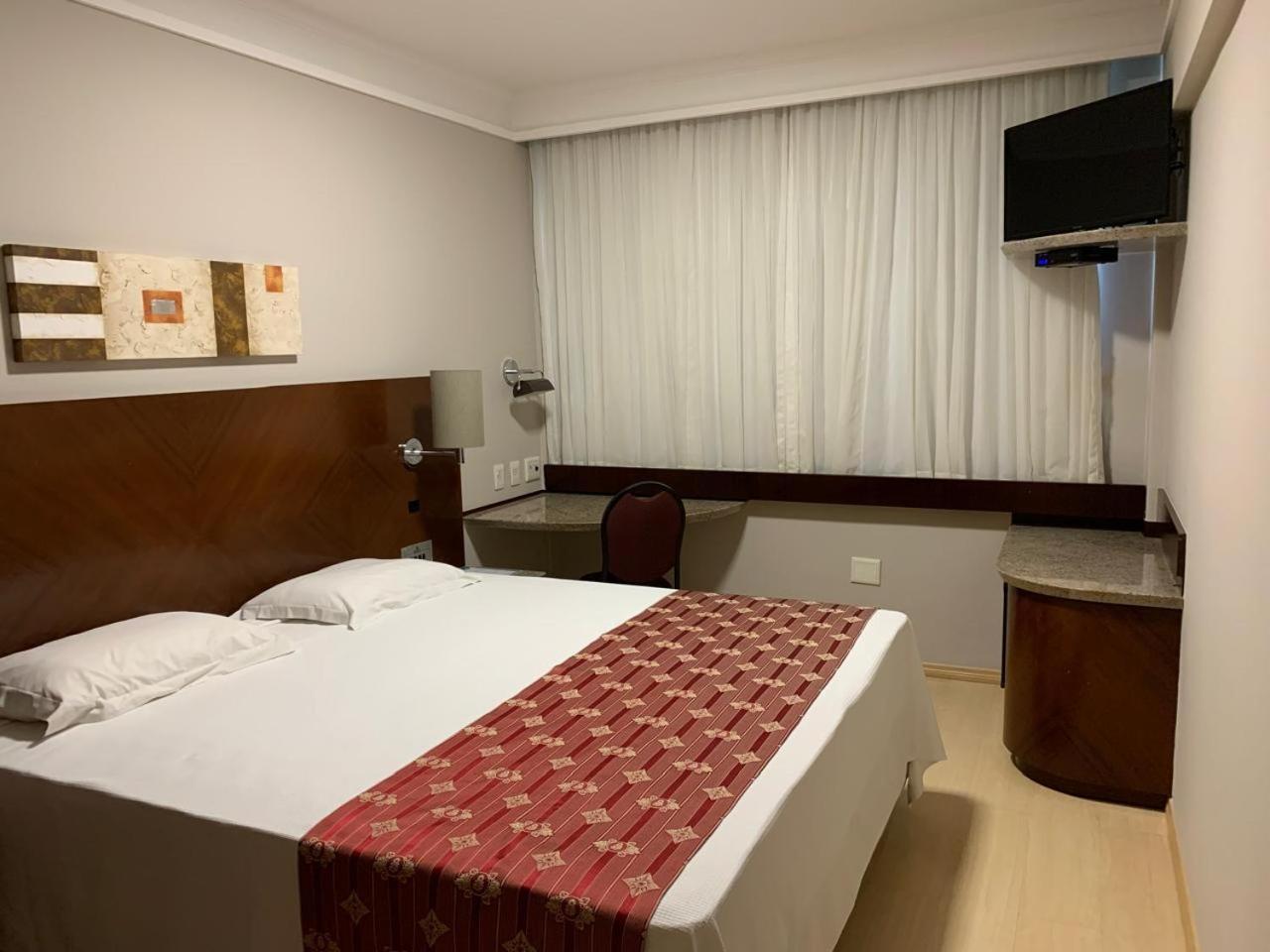 Hotel Bourbon Business 4*